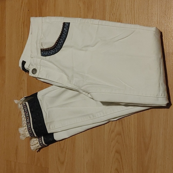Romeo & Juliet Couture Pants Sz M - Picture 1 of 6